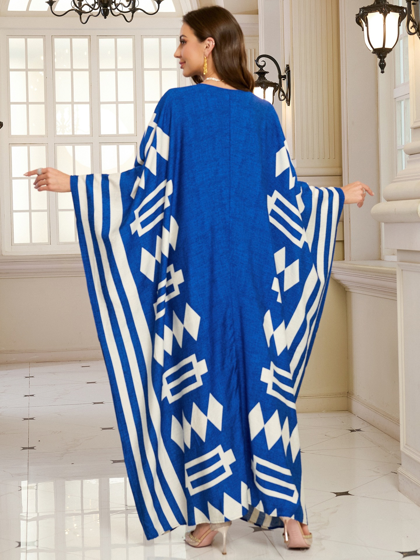 Geometric Pattern Kaftan Maxi Dress with Long Batwing Sleeves for Beach Cover Up
